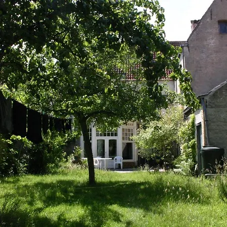 De Sterre Bed & Breakfast 3*